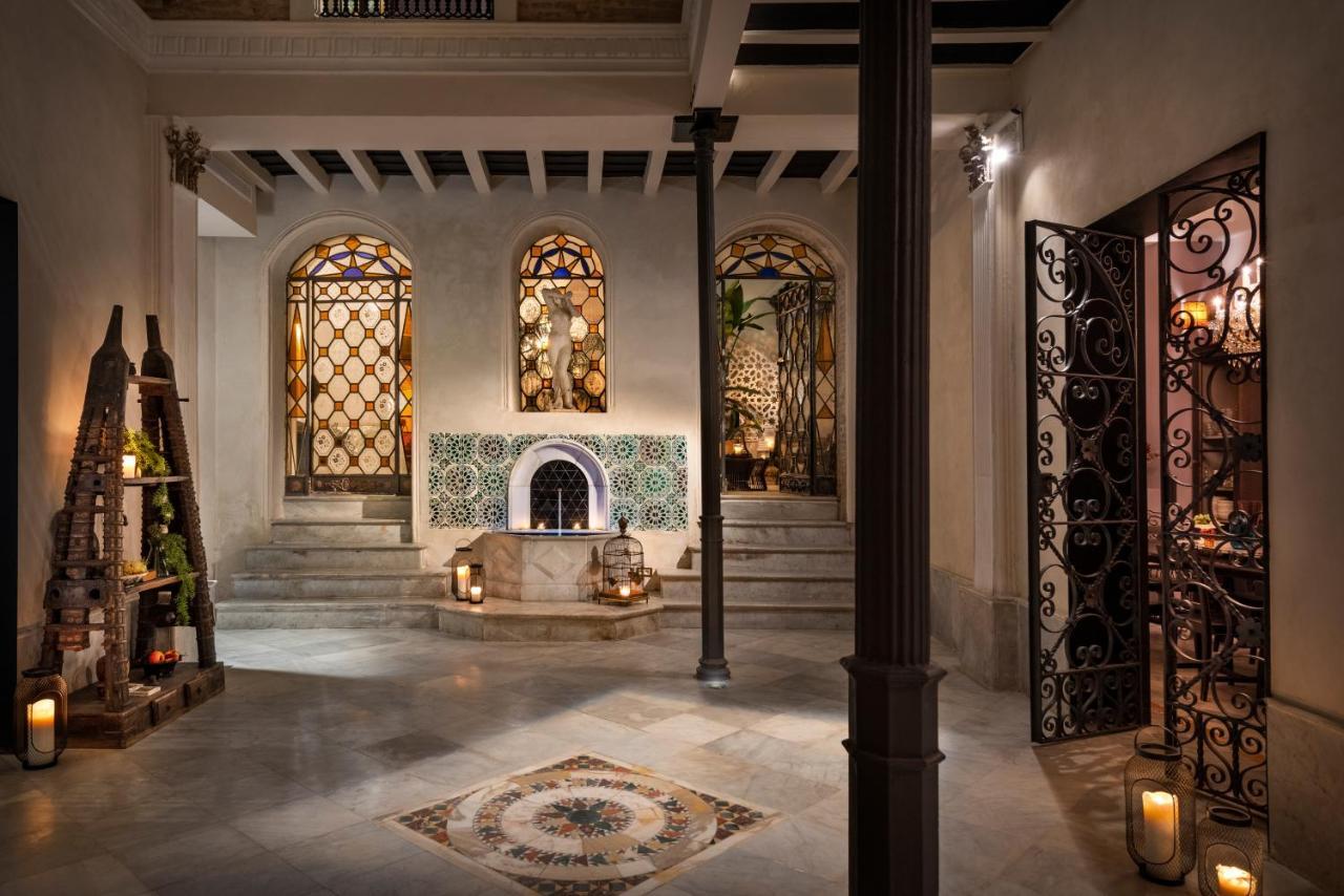 Pajaro Rebelde Bed & Breakfast Seville Luaran gambar