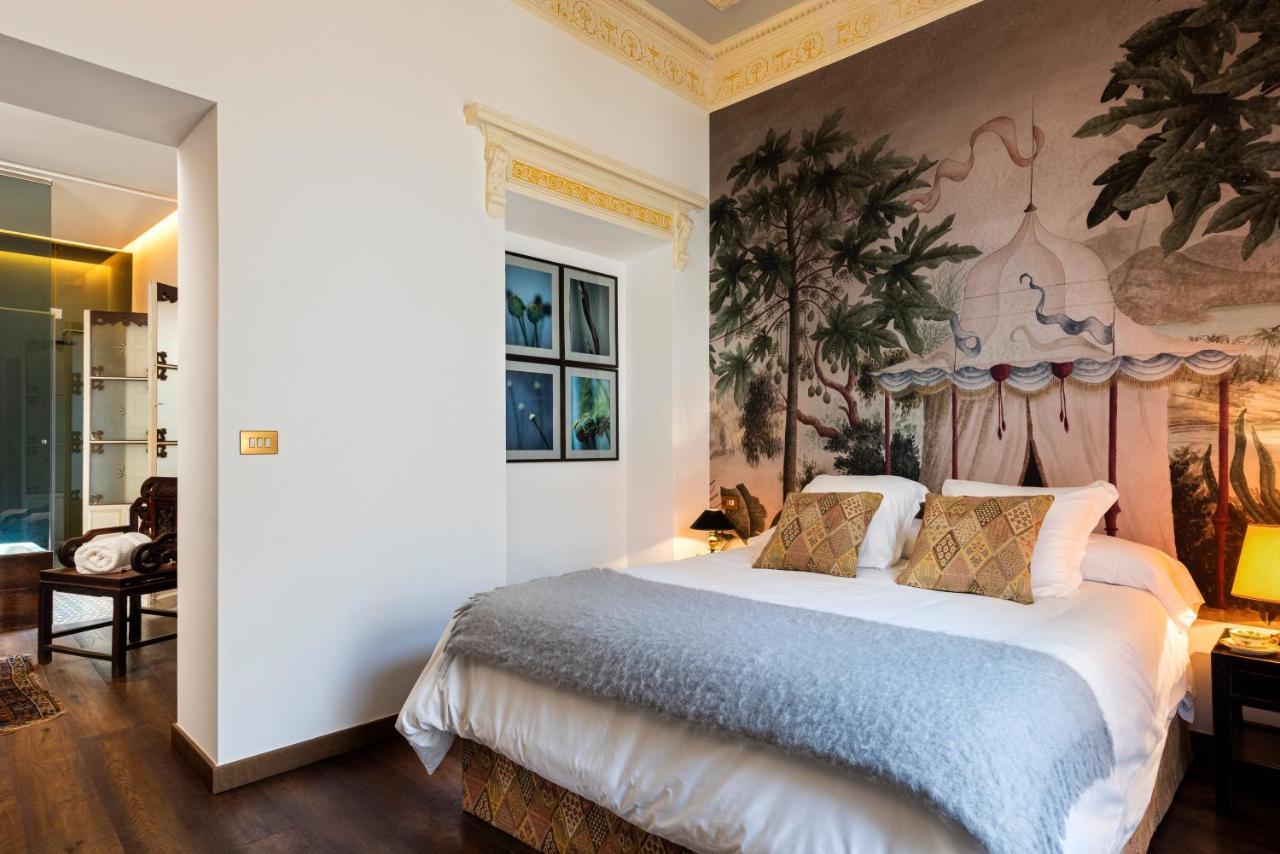 Pajaro Rebelde Bed & Breakfast Seville Luaran gambar