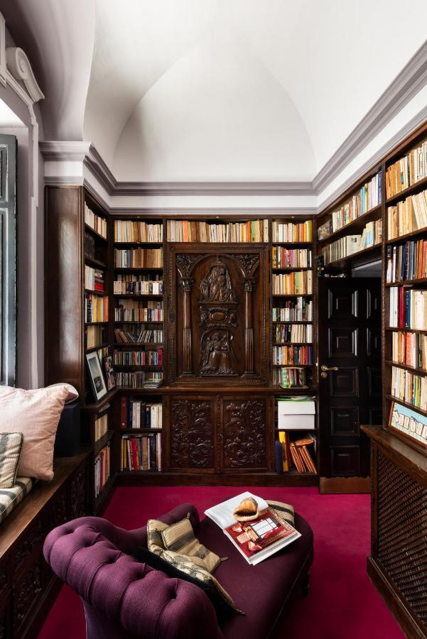 Pajaro Rebelde Bed & Breakfast Seville Luaran gambar