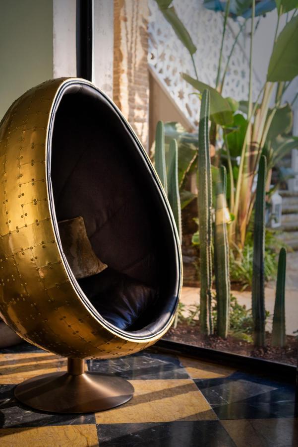 Pajaro Rebelde Bed & Breakfast Seville Luaran gambar