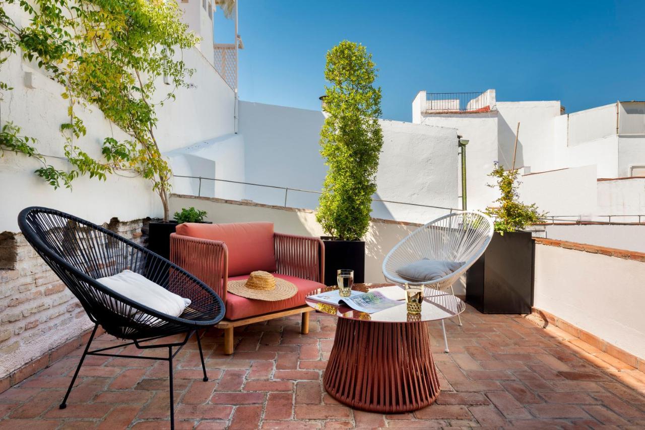 Pajaro Rebelde Bed & Breakfast Seville Luaran gambar