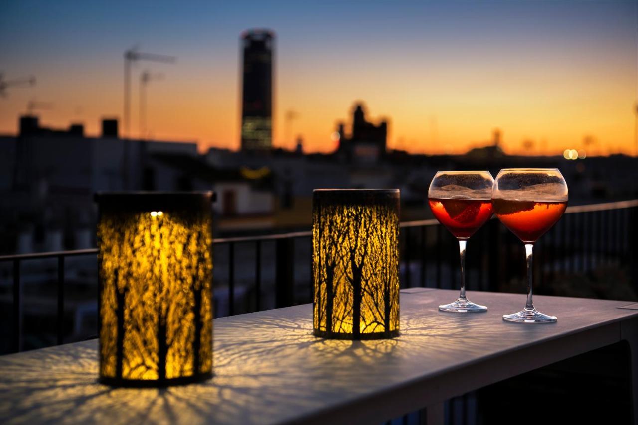 Pajaro Rebelde Bed & Breakfast Seville Luaran gambar